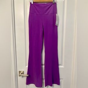 Groove SHR Flare Pant *Nulu